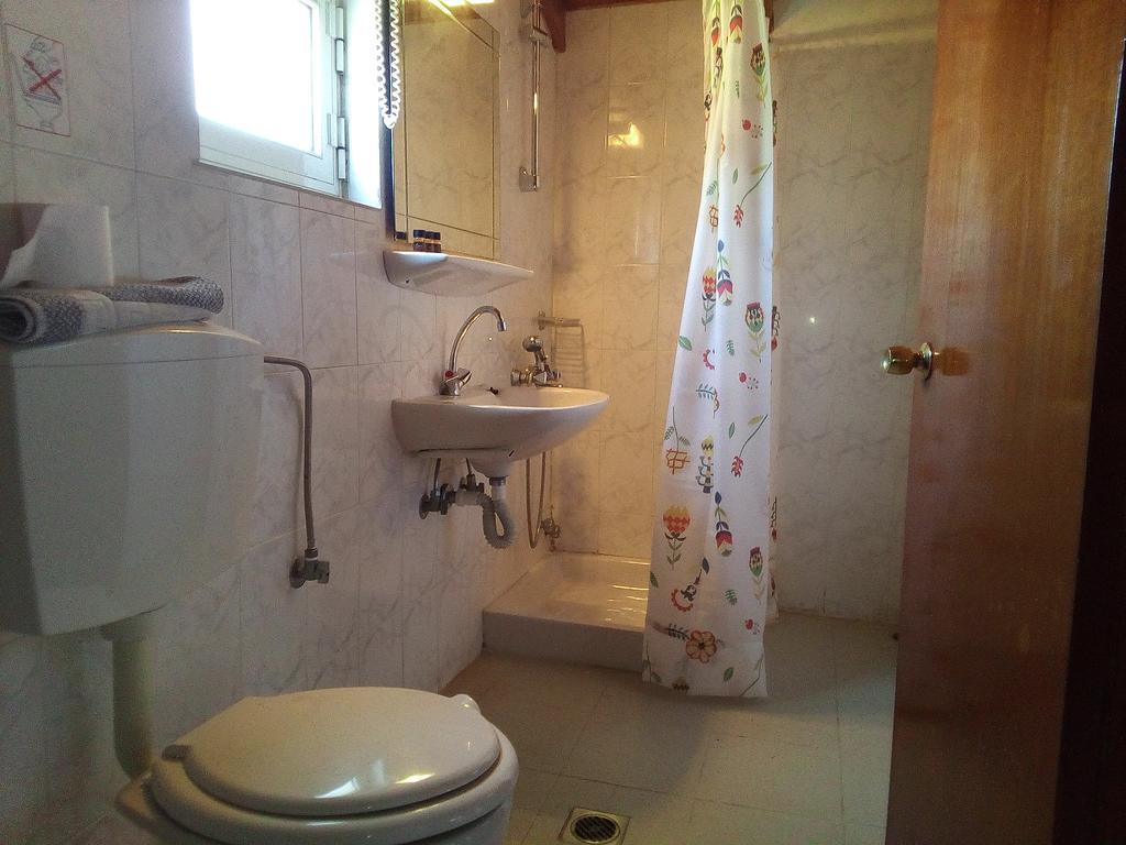 Nicolas Rooms Фискардон Экстерьер фото